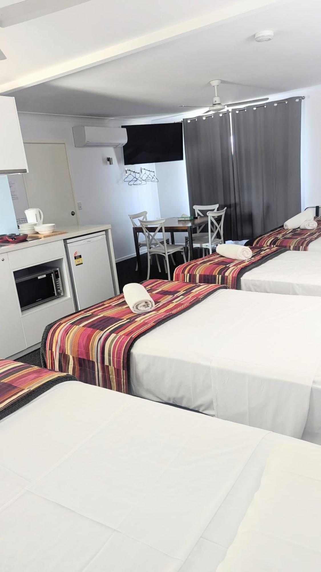 Proserpine Motor Lodge Eksteriør bilde